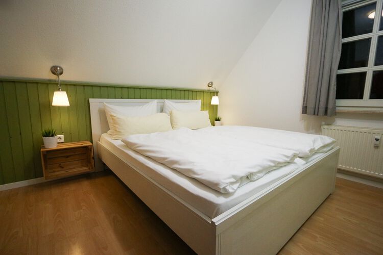 Captain Pahlen 3F - Pier 3