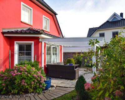 Frontantsicht Ferienhaus Kranich Bahnhdamm Zingst