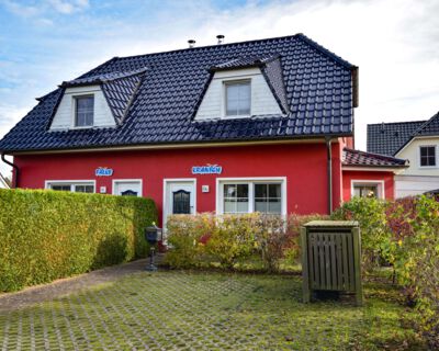 Frontantsicht Ferienhaus Kranich Bahnhdamm Zingst