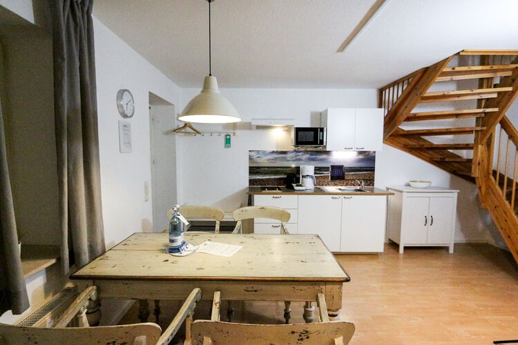 Captain Pahlen 3F - Pier 3